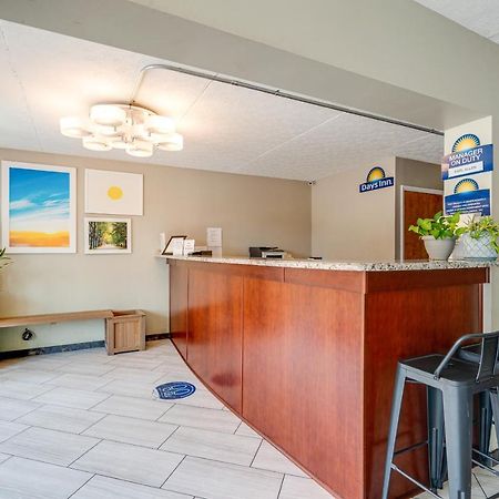 Days Inn By Wyndham Nashville Saint Thomas West Hospital Eksteriør bilde