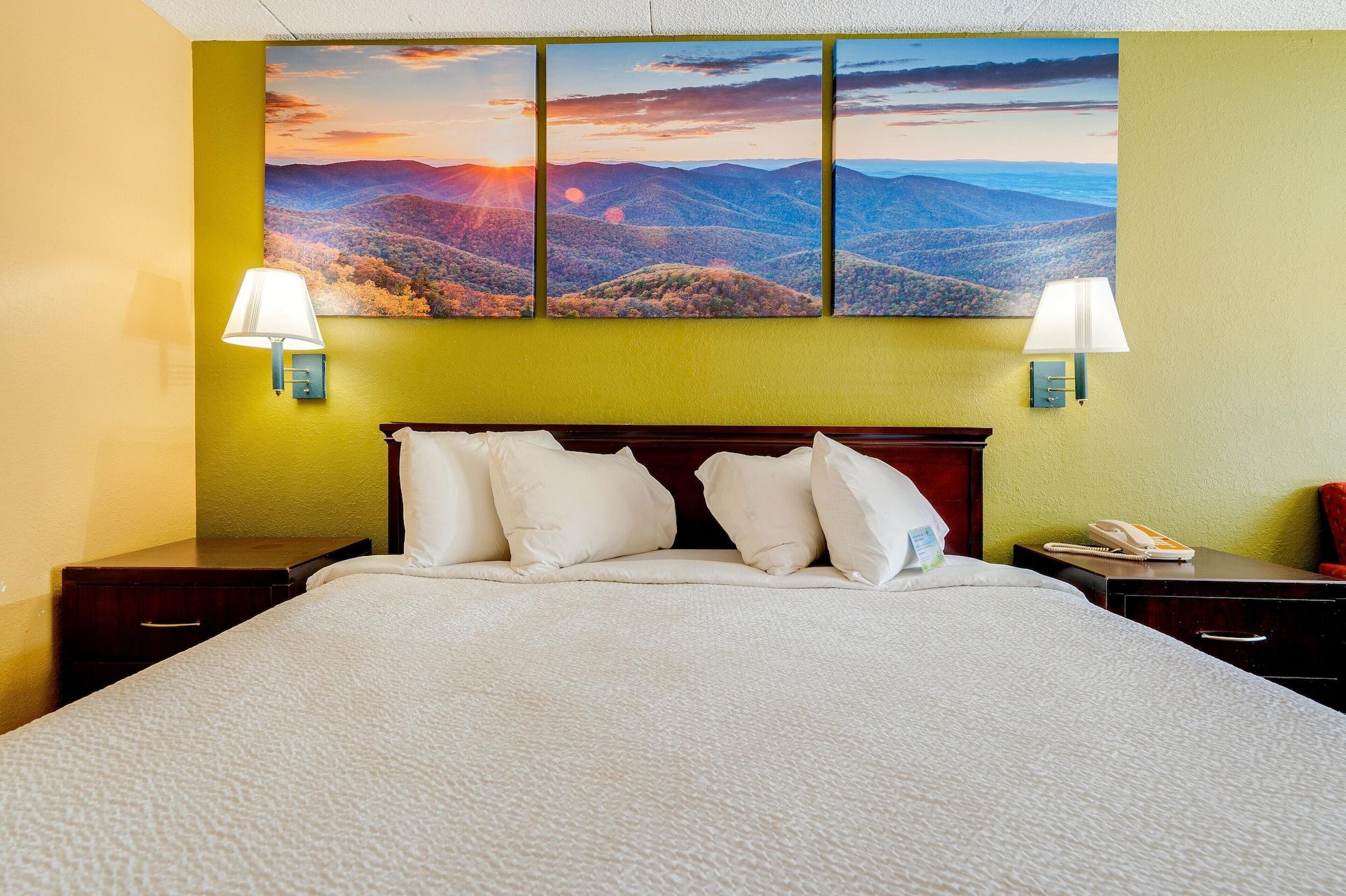 Days Inn By Wyndham Nashville Saint Thomas West Hospital Eksteriør bilde