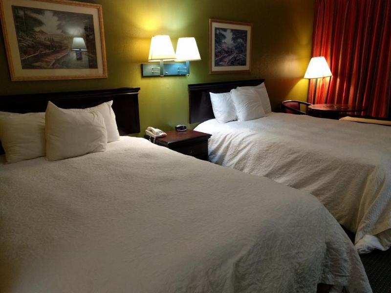 Days Inn By Wyndham Nashville Saint Thomas West Hospital Eksteriør bilde